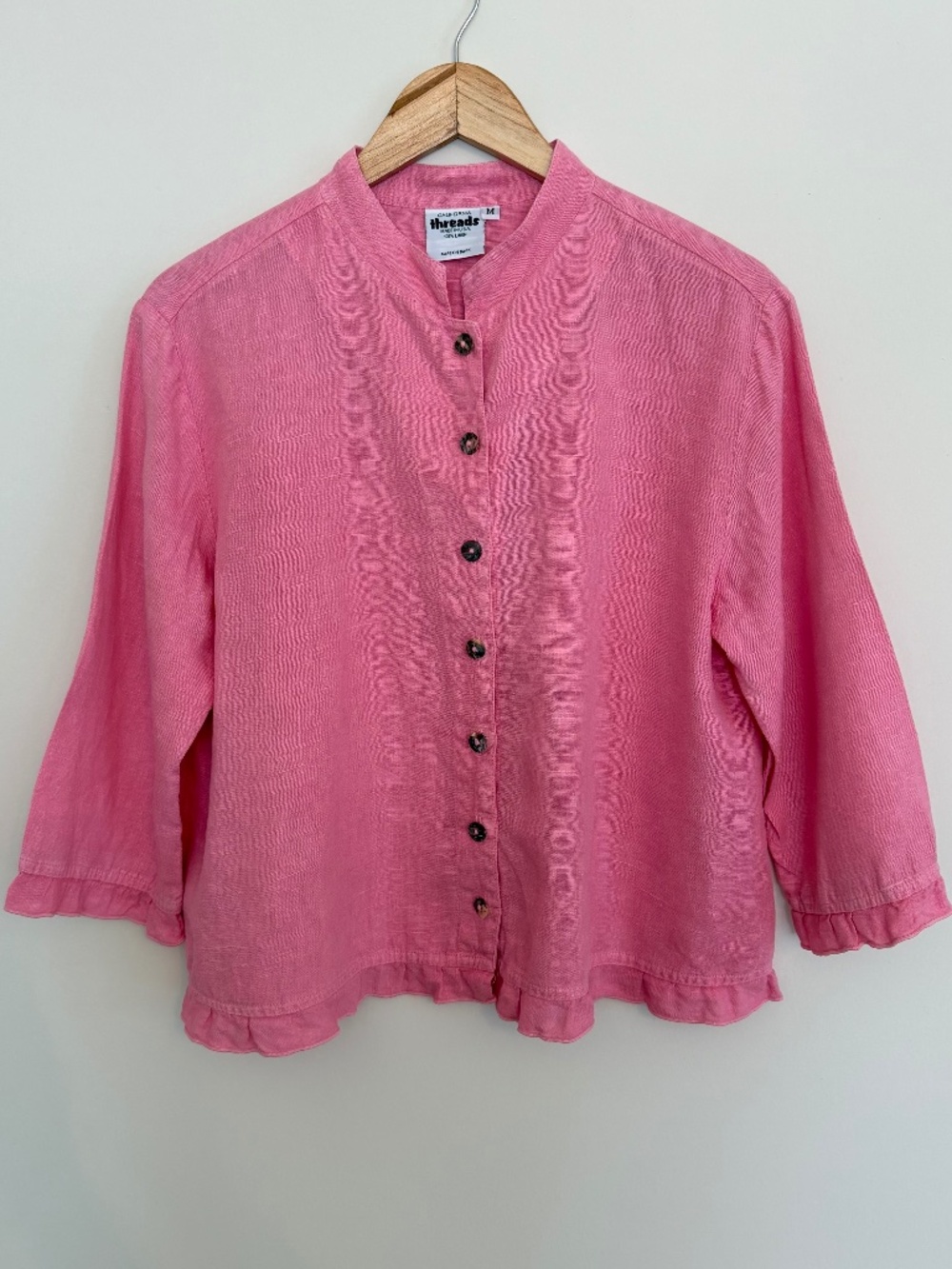 CALIFORNIA THREADS Women’s Medium Pink 100% Linen Button Front Ruffled Top